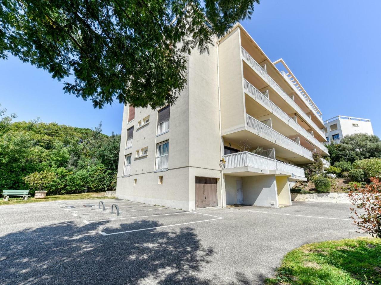 Apartment Les Mimosas-1 By Interhome Cavalaire-sur-Mer Bagian luar foto